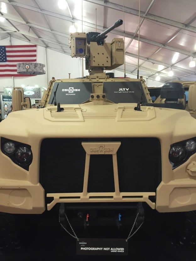 As Jltv Deliveries Begin Oshkosh Pulls Out Big Guns For Marine Corps And Army Trade Shows 0830