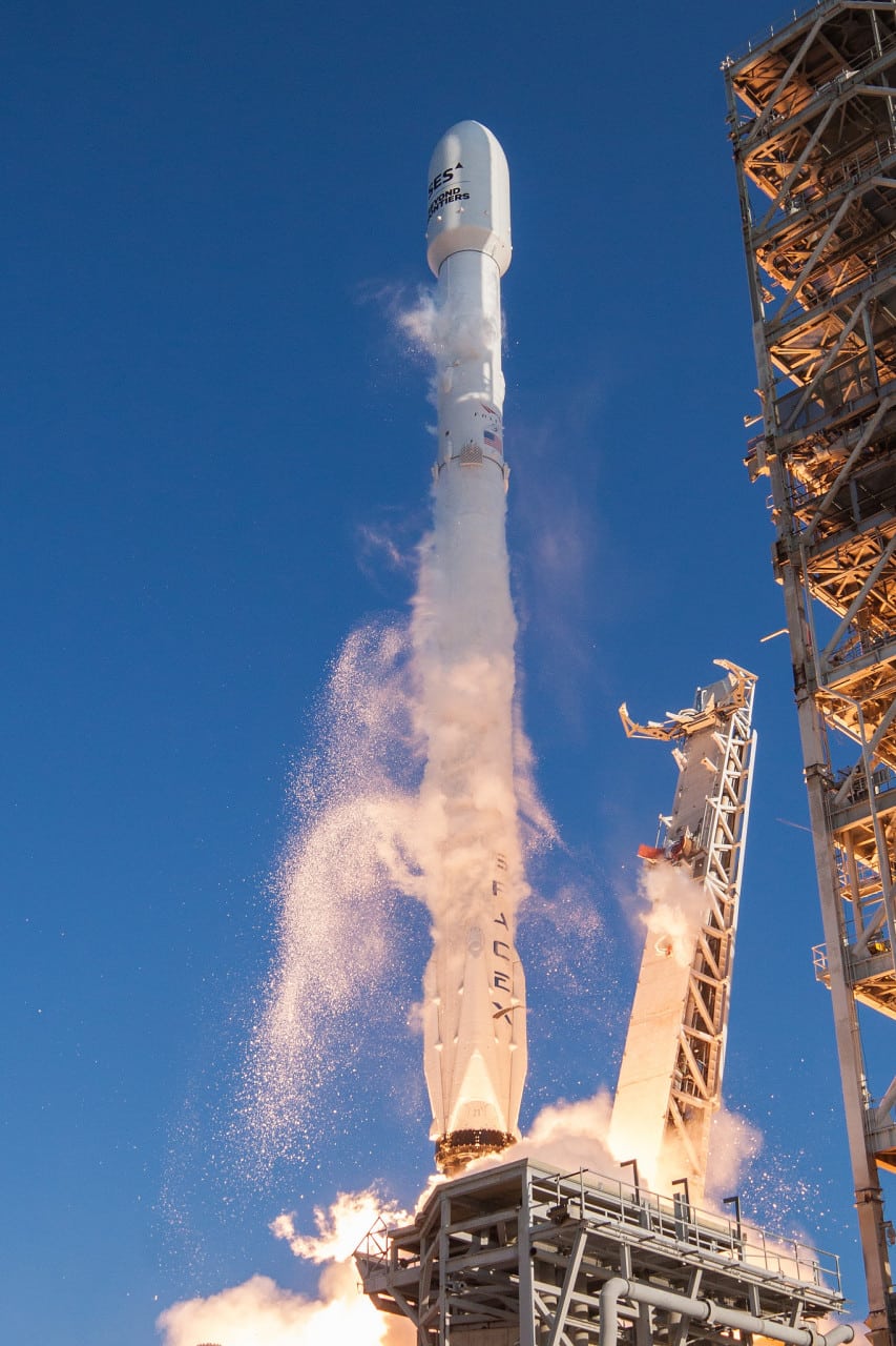 spacex falcon 9 engine octagon