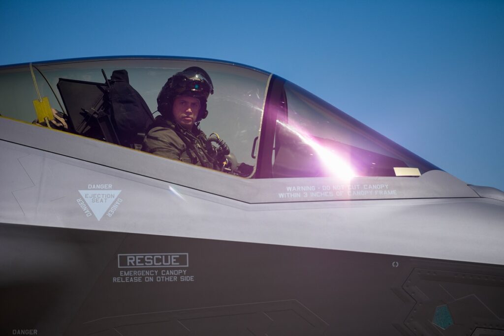 Lockheed Martin Receives Contract for $7.6 Billion for 129 F-35s in Lot 15