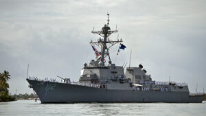 The guided-missile destroyer USS Michael Murphy (DDG-112) arrives at Joint Base Pearl Harbor-Hickam in Hawaii on Nov. 21, 2012. (Photo: U.S. Navy by Mass Communication Specialist Seaman Diana Quinlan/Released)