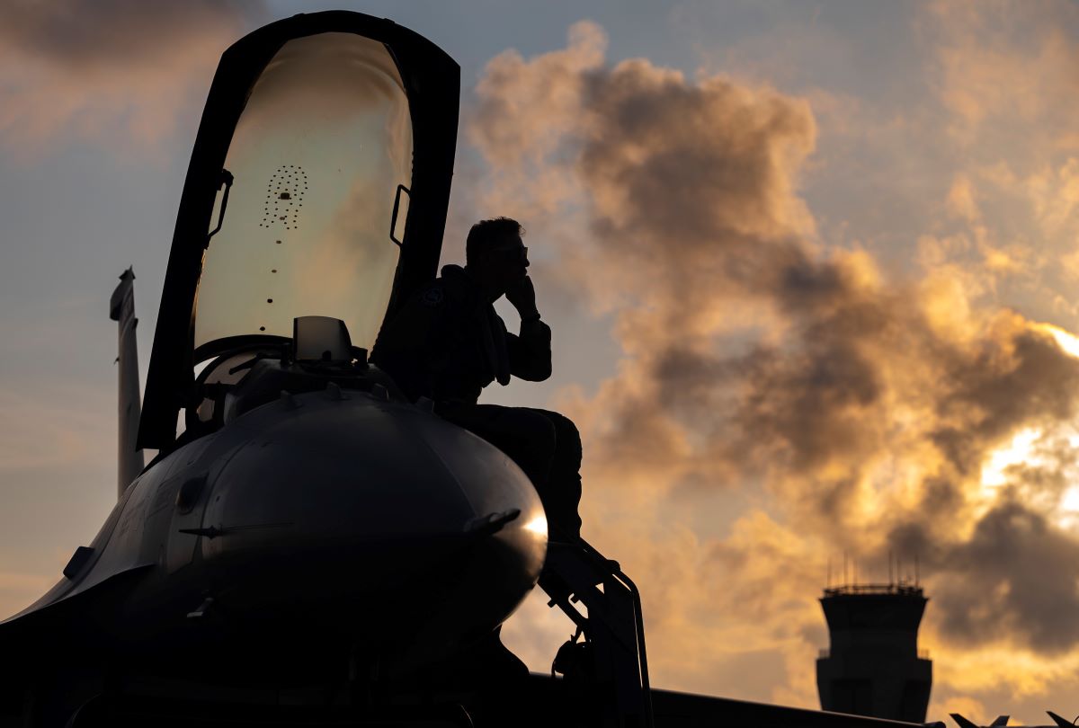 U.S. Air Force Looks to Increase Experienced Pilot Retention with Up to